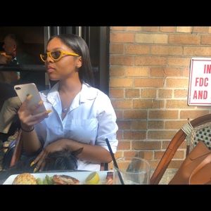 Meet your Posher, Samirah